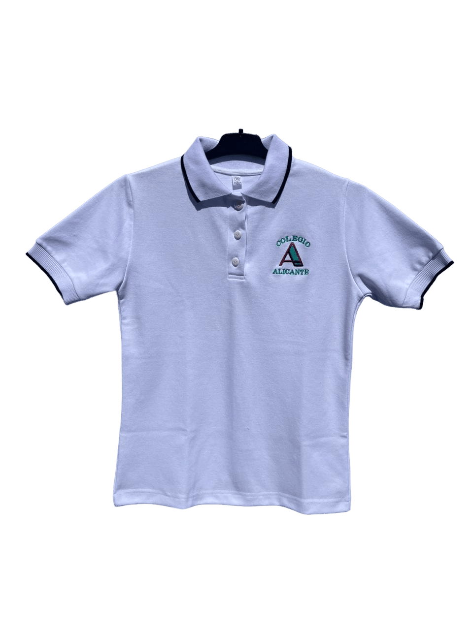 Polera Pique, con cuello, bordada. Tela y confección nacional